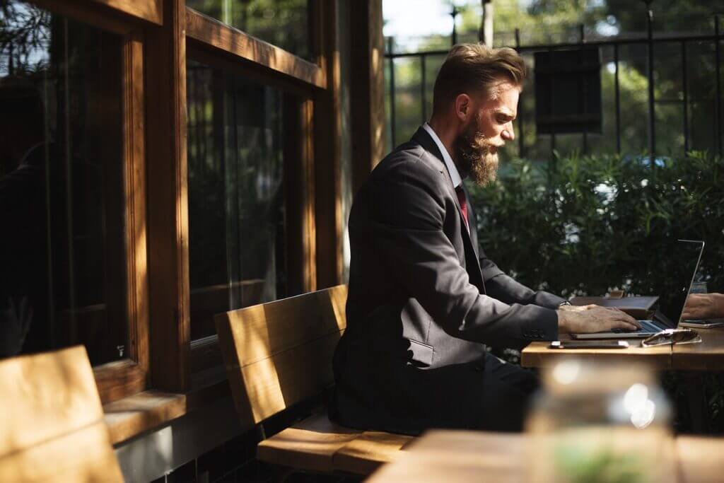 job description of a marketing assistant