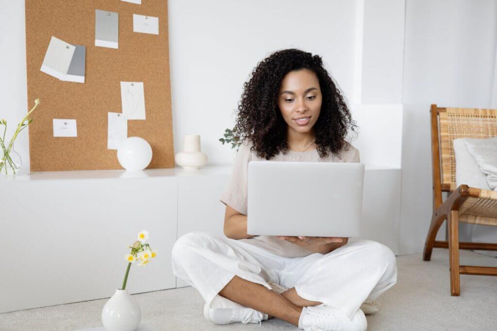 how to interview a marketing specialist