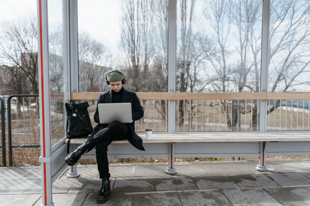 what are some interesting remote work statistics and trends