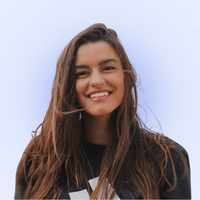 Luisa graphic designer Wow Remote Teams